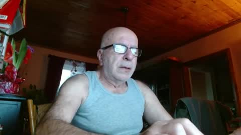 Snapshot of mauriceandre chatting on December 28, 2024, 1:06 pm Maurice online show from December 28, 2024, 1:06 pm