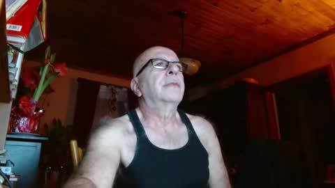 Snapshot of mauriceandre chatting on January 2, 2025, 10:58 am Maurice online show from January 2, 2025, 10:58 am