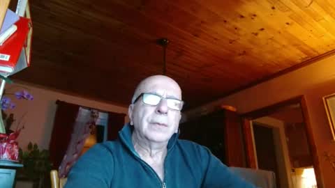 Snapshot of mauriceandre chatting on February 1, 2025, 11:21 am Maurice online show from February 1, 2025, 11:21 am