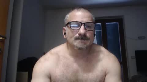 mauro1971 online show from November 9, 2025, 7:17 am