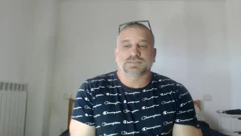 Snapshot of mauro1971 chatting on May 7, 2026, 1:05 pm mauro1971 online show from May 7, 2026, 1:05 pm