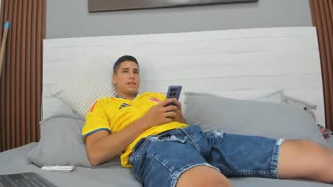 Snapshot of mauro_boy chatting on June 17, 2026, 8:43 pm mauro_boy online show from June 17, 2026, 8:43 pm