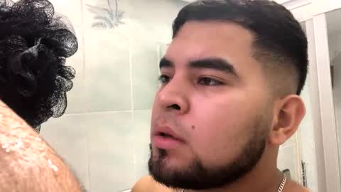 Snapshot of mauroo2025 chatting on November 2, 2025, 3:58 pm mauroo2025 online show from November 2, 2025, 3:58 pm