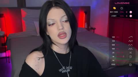 Snapshot of mavis_crystal chatting on January 14, 2026, 11:09 pm Mavis online show from January 14, 2026, 11:09 pm