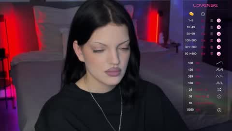 Snapshot of mavis_crystal chatting on January 17, 2026, 9:40 pm Mavis online show from January 17, 2026, 9:40 pm