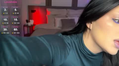 Snapshot of mavis_crystal chatting on March 2, 2026, 9:43 pm Mavis online show from March 2, 2026, 9:43 pm