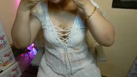 Snapshot of mawi24 chatting on April 25, 2026, 12:19 pm Mau online show from April 25, 2026, 12:19 pm