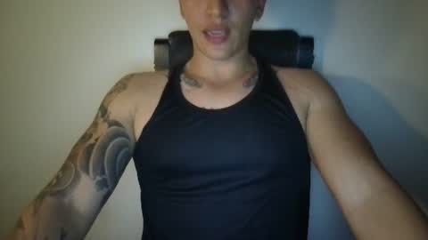 Maxi Independent model online show from June 16, 2026, 11:07 pm
