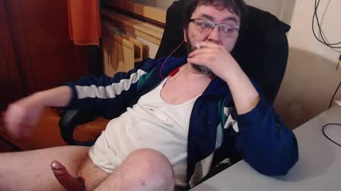 Snapshot of max818k chatting on February 1, 2025, 7:05 am Max online show from February 1, 2025, 7:05 am