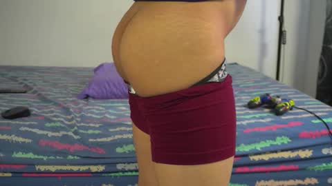 Max online show from November 25, 2025, 7:47 pm