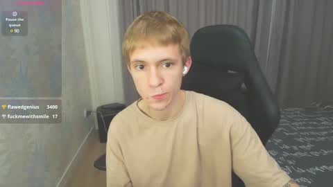 Max Gen with tats 24years  And Ethan without tats 20 years online show from February 3, 2025, 2:03 am