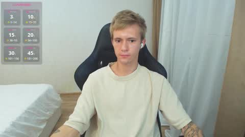 Max Gen with tats 24years  And Ethan without tats 20 years online show from October 25, 2025, 1:57 am