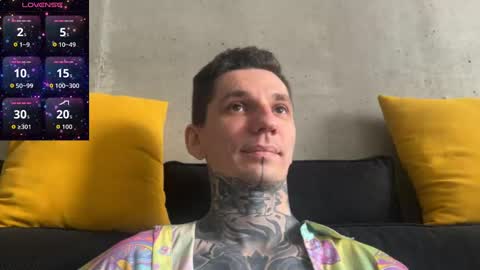    online show from November 7, 2025, 6:46 am