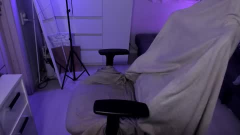 Max online show from January 13, 2026, 2:11 pm