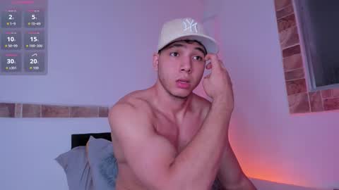 Snapshot of max_valiant1 chatting on October 21, 2025, 9:54 am max_valiant1 online show from October 21, 2025, 9:54 am
