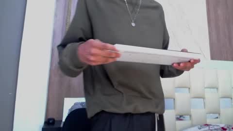 Snapshot of max_willians_ chatting on October 1, 2025, 11:55 pm max online show from October 1, 2025, 11:55 pm