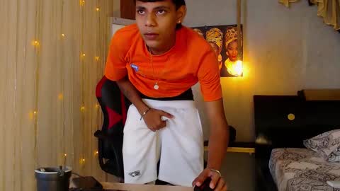 Snapshot of max_willians_ chatting on October 19, 2025, 4:13 am max online show from October 19, 2025, 4:13 am