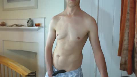 Snapshot of maxdavies chatting on July 14, 2026, 10:21 am Max Davies online show from July 14, 2026, 10:21 am