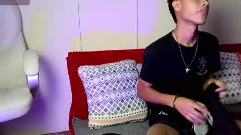Snapshot of maxfont chatting on October 14, 2025, 7:14 pm maxfont online show from October 14, 2025, 7:14 pm