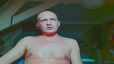 maxhardcore77 online show from November 19, 2025, 10:21 pm