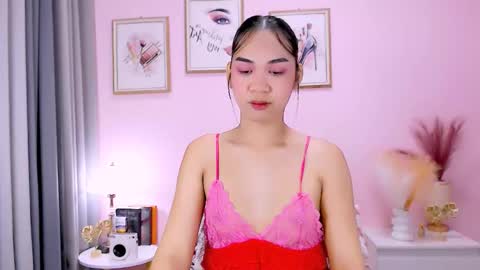 maxie greyson online show from February 12, 2025, 2:14 am