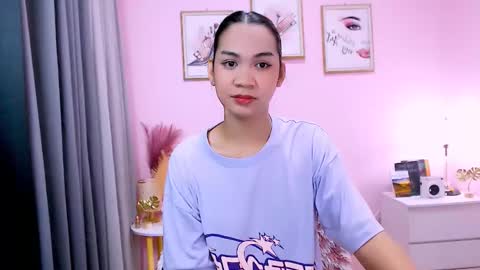 maxie greyson online show from February 17, 2025, 6:42 am