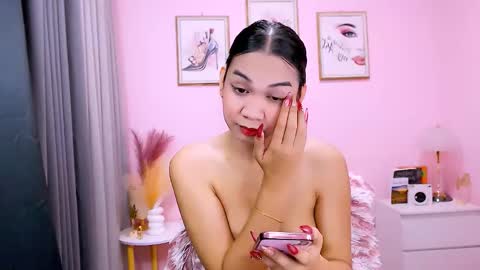 maxie greyson online show from February 21, 2025, 6:51 am