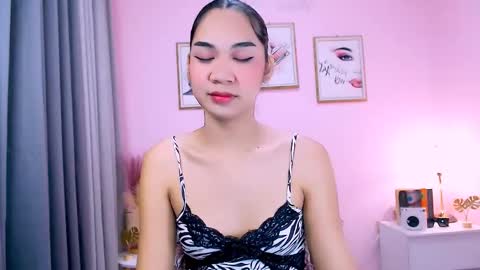 maxie greyson online show from March 3, 2025, 12:37 am