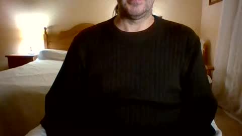 Maxim online show from November 1, 2025, 6:54 pm