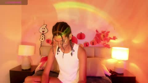 Snapshot of maxim_walker chatting on October 25, 2025, 3:14 am maxim online show from October 25, 2025, 3:14 am