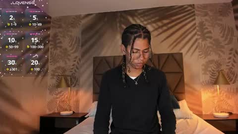 Snapshot of maxim_walker chatting on November 14, 2025, 4:00 am maxim online show from November 14, 2025, 4:00 am