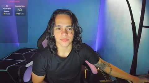 Snapshot of maximiliano_scoott_ chatting on October 15, 2025, 7:03 pm maximiliano_scoott_ online show from October 15, 2025, 7:03 pm