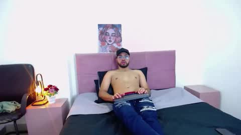 Maximiliano v online show from February 26, 2026, 4:11 am