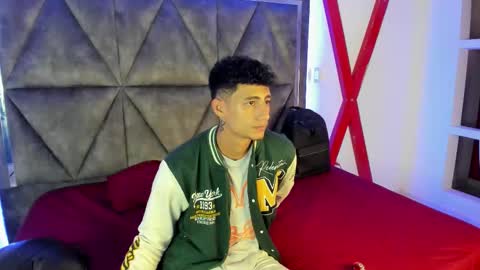 Maximo online show from October 20, 2025, 7:14 pm