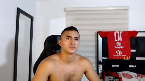 Snapshot of maximo_sebastian chatting on June 2, 2026, 1:07 am Maximo Sebastian online show from June 2, 2026, 1:07 am