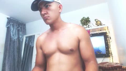 maximo_ston online show from March 18, 2026, 4:04 am