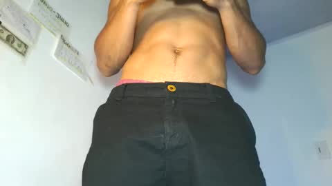 Maximo Aron Vega online show from April 4, 2026, 9:12 pm