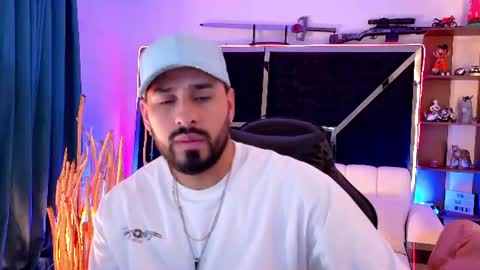 maximo online show from June 17, 2026, 7:04 pm