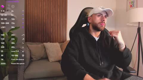 Maximo Wolf online show from March 21, 2026, 8:19 am