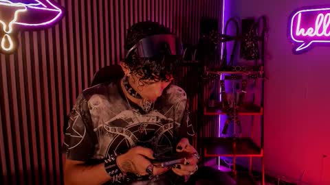 MAXIMO online show from March 26, 2026, 2:28 am