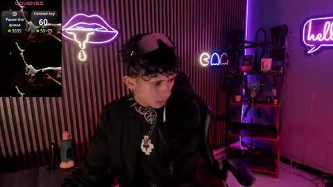 MAXIMO online show from April 13, 2026, 3:45 am