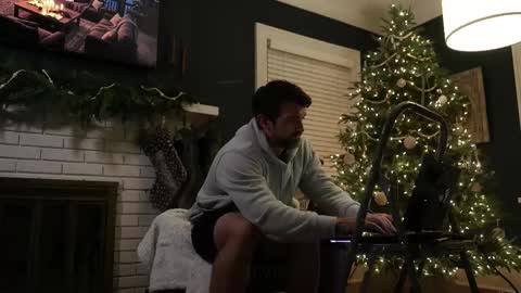 Maximus7871 online show from December 18, 2025, 3:01 am