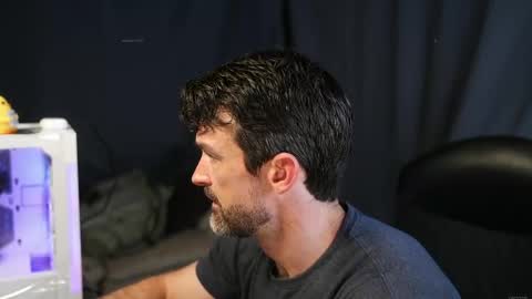 Maximus7871 online show from April 4, 2026, 7:33 pm