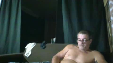 Snapshot of maximus_oreally chatting on March 5, 2025, 10:22 am Max online show from March 5, 2025, 10:22 am