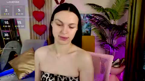 Snapshot of maxincarroll chatting on June 16, 2026, 9:12 am MaxinCarroll online show from June 16, 2026, 9:12 am
