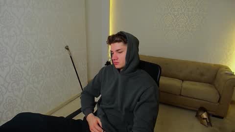 Snapshot of maxkaiden chatting on November 22, 2025, 5:39 am MaxKaiden online show from November 22, 2025, 5:39 am