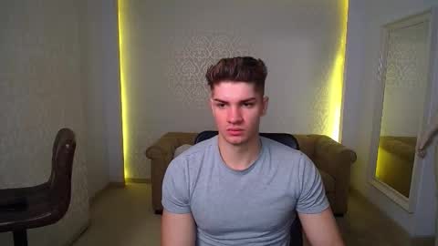 MaxKaiden online show from February 5, 2026, 5:45 am