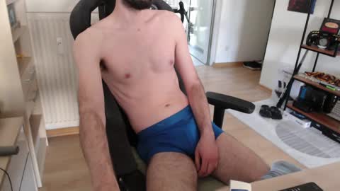Snapshot of maxp0wer21 chatting on May 9, 2026, 10:20 am maxp0wer21 online show from May 9, 2026, 10:20 am