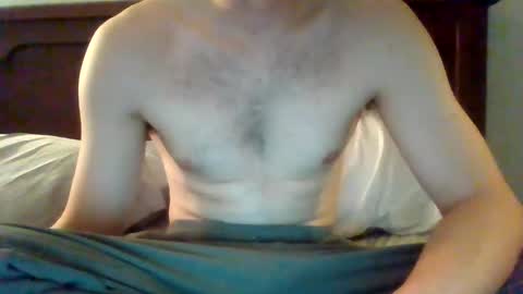 Snapshot of maxpen1215 chatting on February 24, 2026, 7:12 pm Max online show from February 24, 2026, 7:12 pm