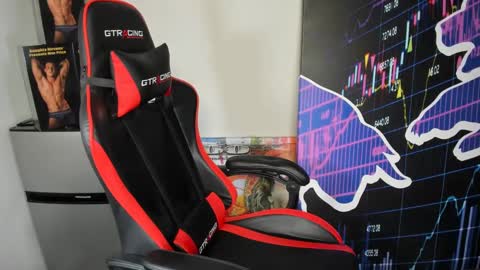 Snapshot of maxpriceofficial chatting on January 4, 2025, 11:17 pm Max Price online show from January 4, 2025, 11:17 pm